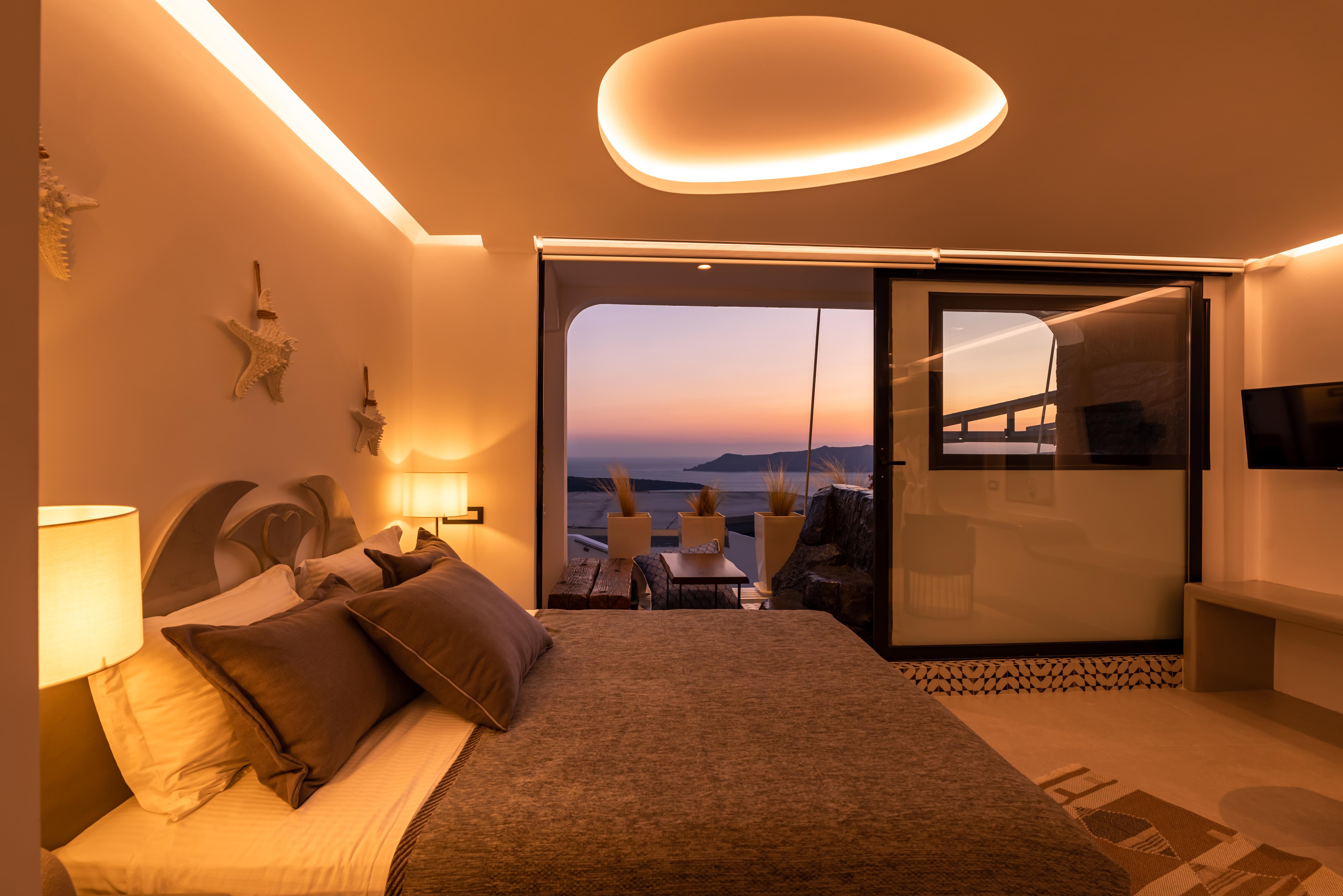 Daydream Luxury 3* Fira (Santorini)