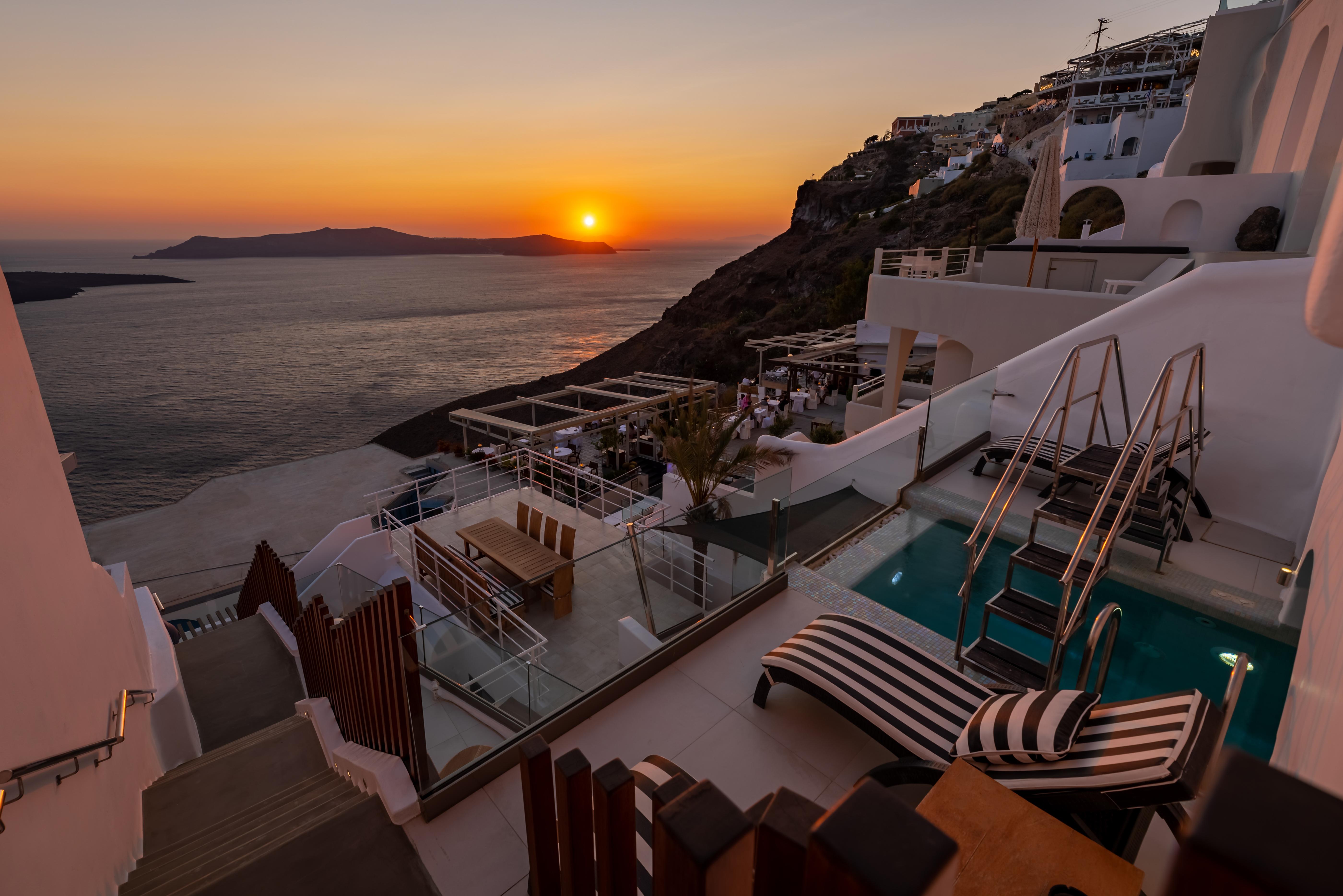 Daydream Luxury 3* Fira (Santorini)